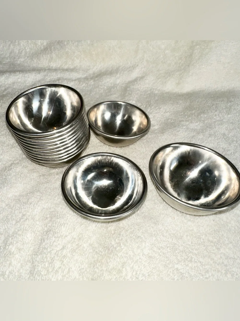 BESTOMZ Stainless Steel Bath Bomb Molds 13 Pc Lot DIY Crafting Metal Baking Cups